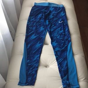 Nike Pro Girls Leggings Size Extra Large